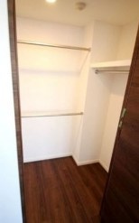 【収納】 | ラティエラ中野 | ウォークインクローゼット完備!

