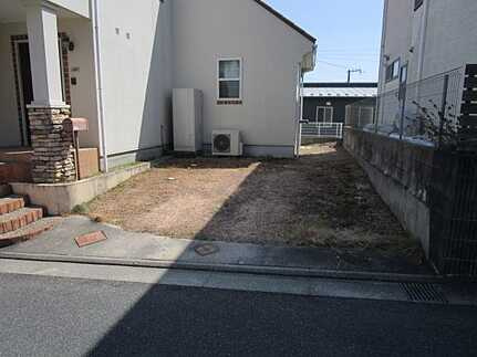 安佐南区山本新町５丁目の駐車場