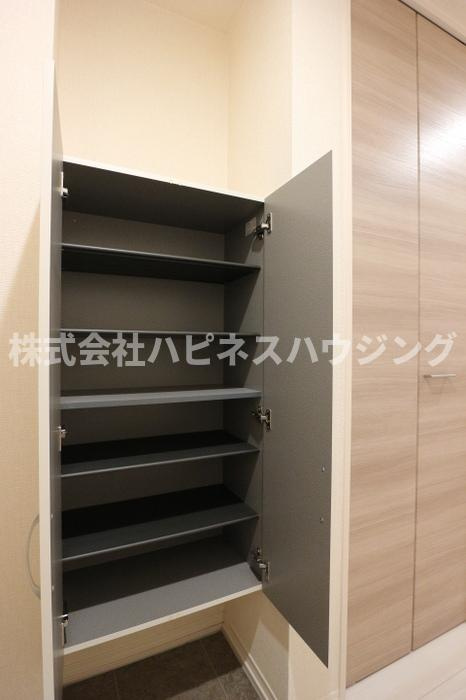 サニーサイドの玄関|同物件他部屋参考写真