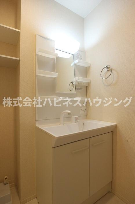 サニーサイドの独立洗面台|同物件他部屋参考写真
