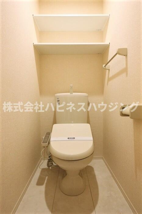 サニーサイドのトイレ|同物件他部屋参考写真