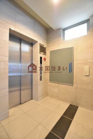 【エントランス】 | スプランディッド難波WEST