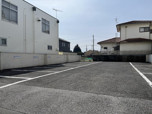 アクティブビルの駐車場|2台空きあり