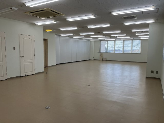 アクティブビルの内装|事務所