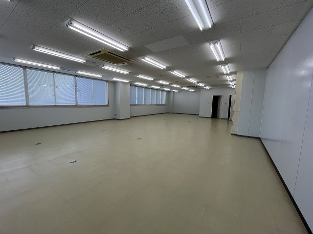 アクティブビルの内装|事務所