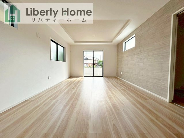 守谷市本町10期　新築戸建の居間・リビング