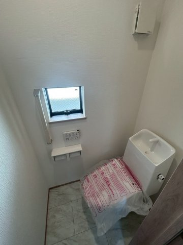 大阪市鶴見区中茶屋1丁目　A号棟のトイレ