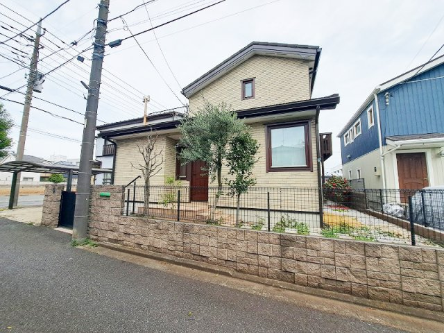 【外観】 | 西東京市泉町5丁目　中古一戸建住宅　(保谷店) | 通勤通学便利な「ひばりヶ丘」駅より徒歩18分の好立地！