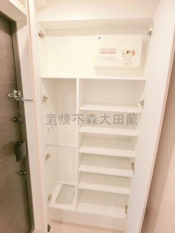 ザ・パークハビオ大森の設備|玄関収納　シューズボックス