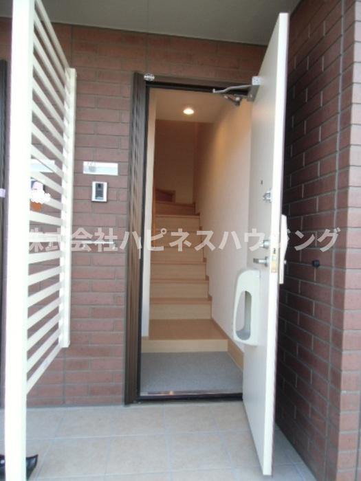 サンライズガーデンの玄関