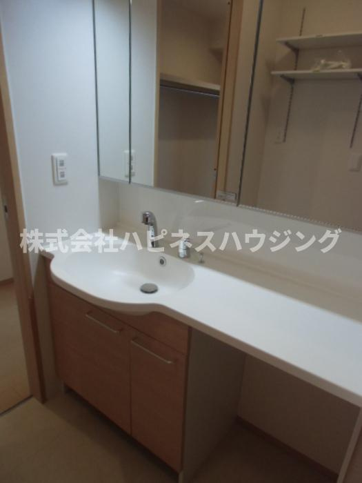 サンライズガーデンの独立洗面台