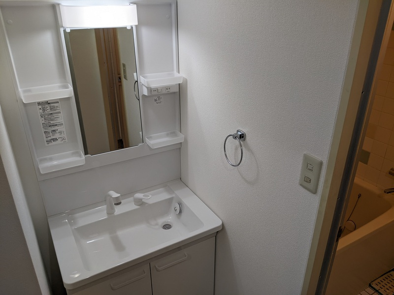 高取台ロイヤルマンションの独立洗面台