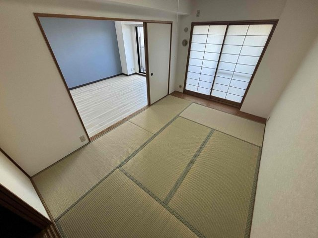 高取台ロイヤルマンションの和室