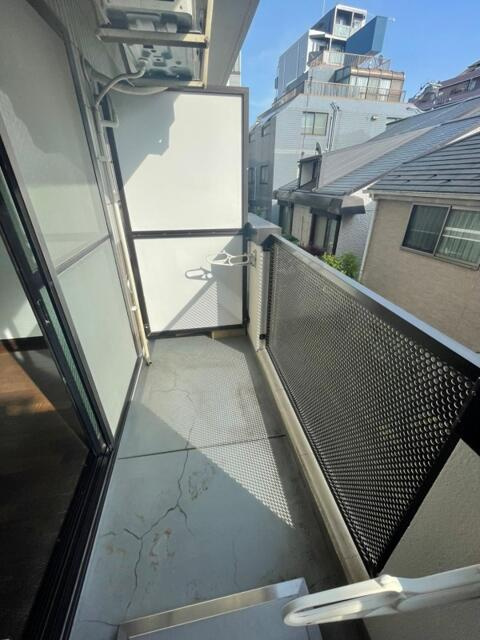 ※写真別号室