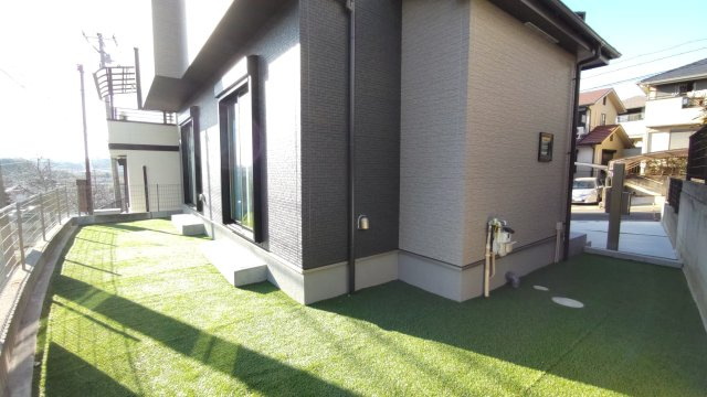 神戸市垂水区桃山台　新築一戸建の庭