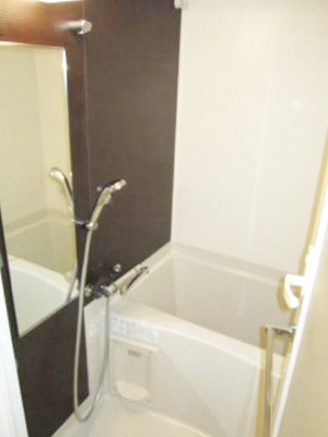 【浴室】 | ガーラ・グランディ横濱桜木町