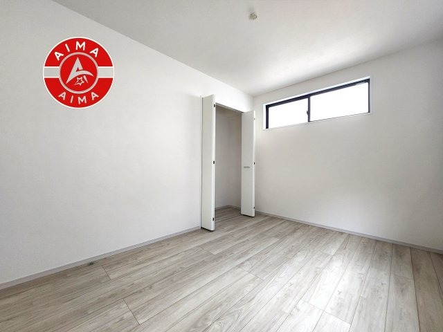 福岡市東区原田4丁目第3-3棟（1号棟）　の洋室|採光良好な洋室は全居室、複層ガラスの遮熱効果と断熱効果で、一年中快適に過ごせます。