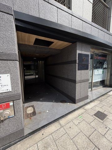 GRAND STEADY徳井町(旧 ケイズコート東本町)のエントランス|建物の内部です