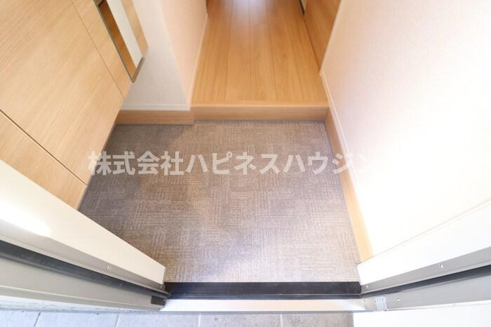 サニークレストの玄関