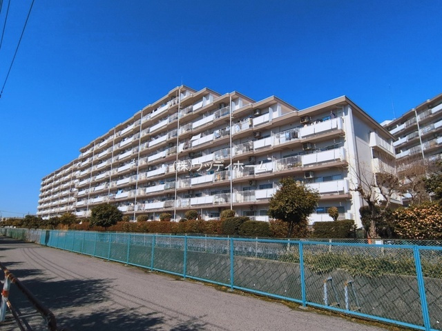 越谷ファミリータウンD棟　中古マンション