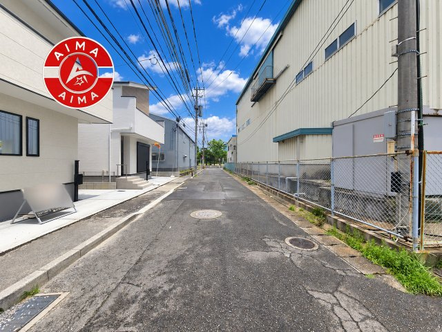 福岡市東区原田4丁目第3-3棟（3号棟）　の外観|前面道路を含む現地写真です。