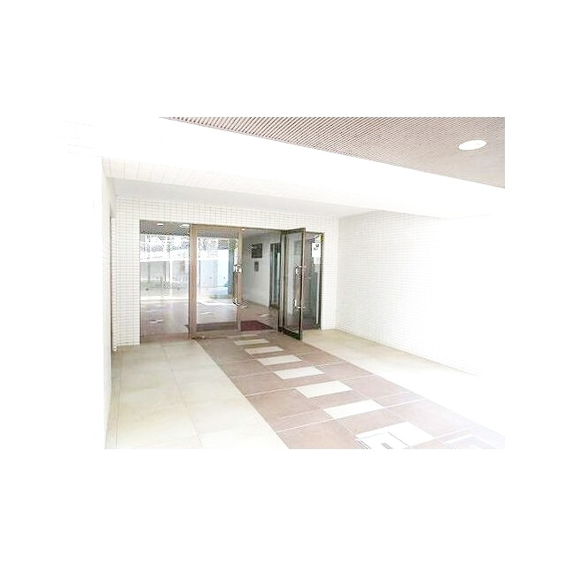 シーサイド片瀬江ノ島のエントランス