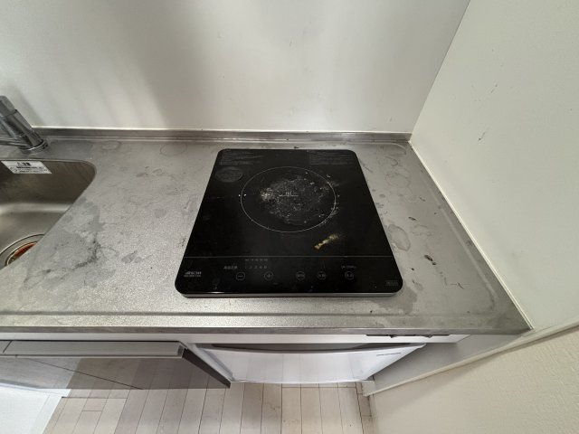 ラムール春日野道のキッチン