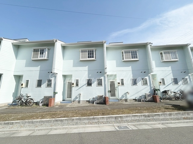 藤沢市辻堂太平台２丁目のテラスの外観