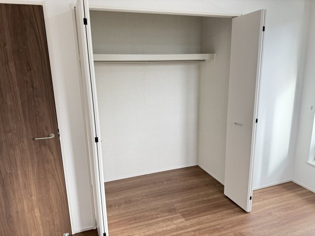 ハートフルタウン前橋市南町2丁目55番3　Ｂ号棟の収納|2階洋室3収納です