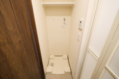 【設備】 | コンフォリア新梅田 | 洗濯機置き場です