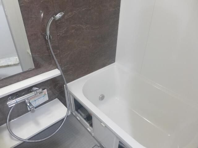 ＨＫＢ　ｃｏｍｆｏｒｔの浴室