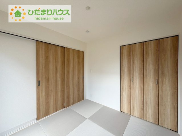 郡山市安積町南長久保1丁目　新築戸建　１号棟の和室|小さなお子さまのいる方におすすめ！リビング横の和室でお子様が遊んでる様子も確認できます(^^)/