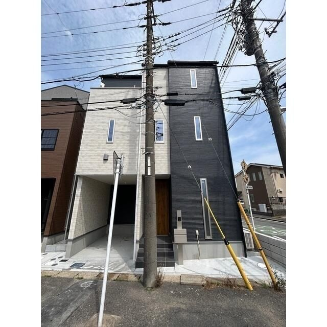 市川市稲荷木２丁目の一戸建て