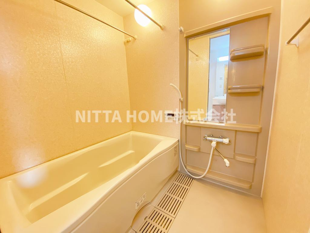 豊岡市今森の賃貸マンションの浴室|追炊き機能や浴室乾燥も付いています◎