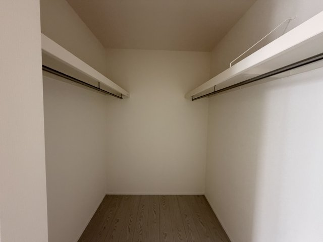 糟屋郡新宮町大字湊4期　1号棟の洋室