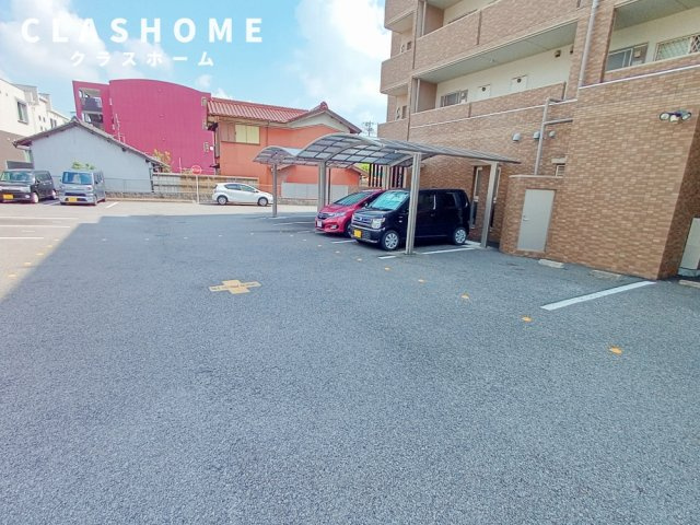 サプリーム大府　　刈谷市近郊の賃貸はクラスホーム刈谷店の駐車場
