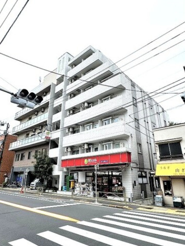 グラチアトルリの外観