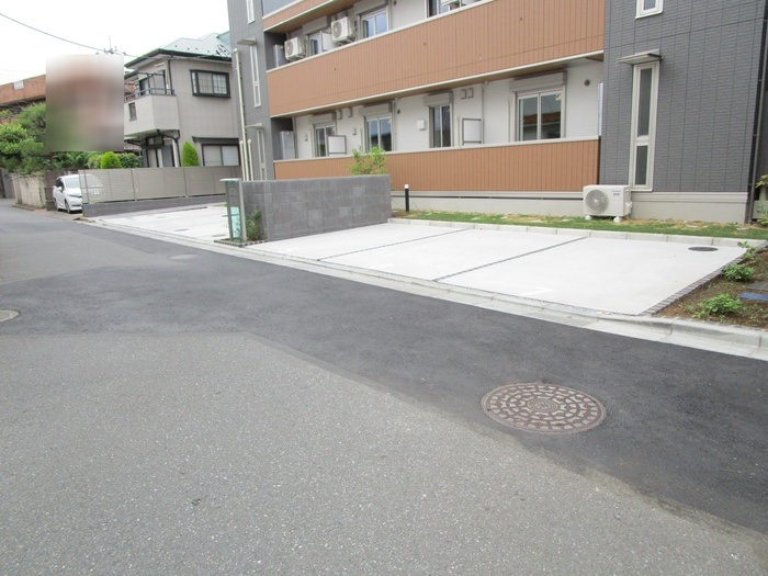 D-STELLAの駐車場