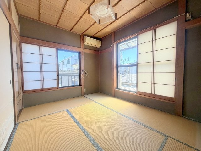 三郷市幸房　中古戸建　全1棟の和室|落ち着いた雰囲気の和室6帖