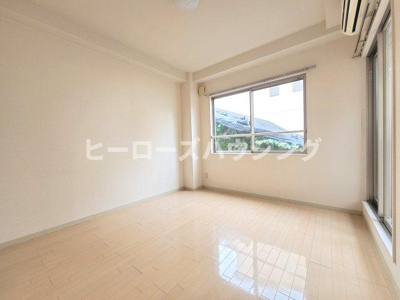 【内装】 | ウィステリア豊中本町 | ※同タイプの写真となり、実際のお部屋とは異なる場合があります