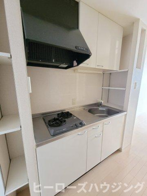 【キッチン】 | ウィステリア豊中本町 | ※同タイプの写真となり、実際のお部屋とは異なる場合があります