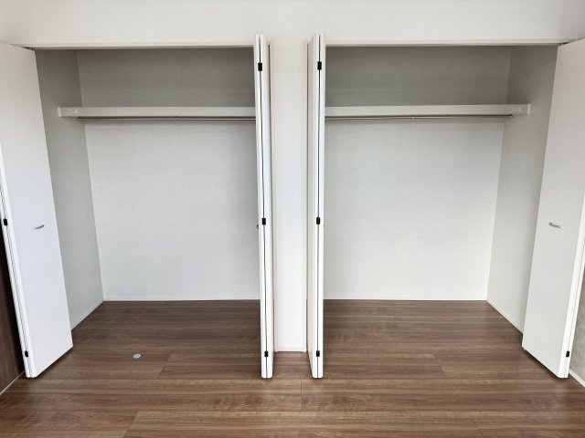 ハートフルタウン前橋市南町2丁目55番3　A号棟の収納|2階洋室2収納です