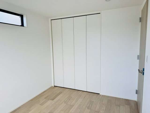 八王子市　万町　新築一戸建ての収納|～収納力の高いクローゼット完備～