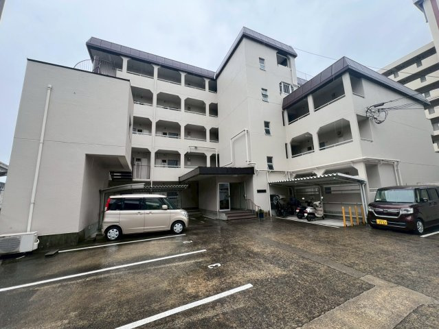 第3マンション南茨木の外観