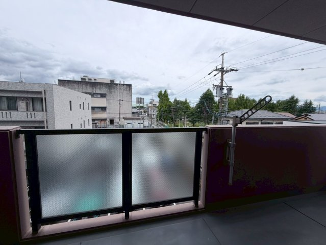 フォンテーヌ神山のバルコニー