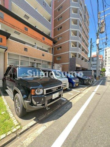アイセレブ高砂ベネフィスの駐車場