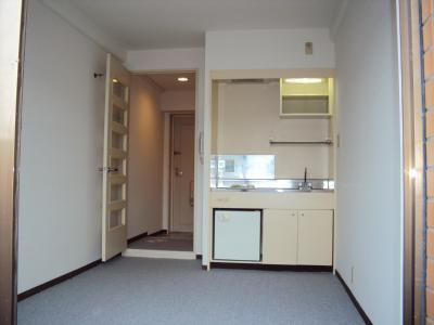 朝日プラザ鴨川の子供部屋|洋室