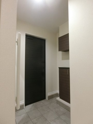 【玄関】 | グランドマテリアル