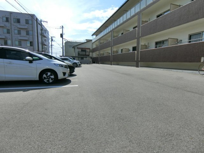 【駐車場】 | スカイマンションｊ