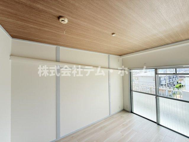 【居間・リビング】 | マンション平次 | ゆったり過ごせるリビングです